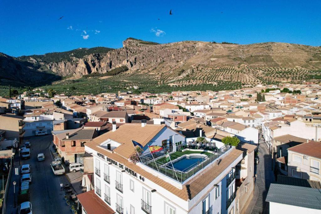 Hotel Sierra De Huesa المظهر الخارجي الصورة